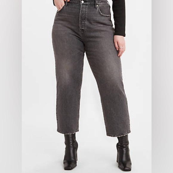 Levi’s ribcage straight ankle jeans plus size size 16W/33 grey wash NWT